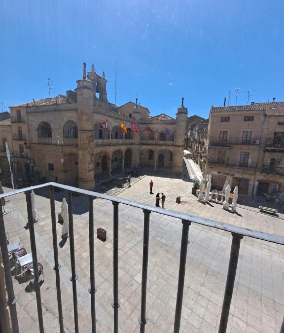 Ciudad Rodrigo Apartment | VuT. El Balcón de la Plaza - B.