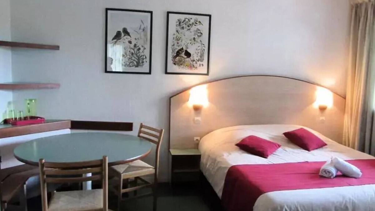 Parent Apartment | VVF Montpeyroux Auvergne - 3 Room Gite 6 People 2 babies