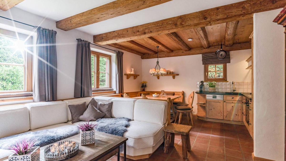 Oberhausen Apartment | Wagstätt Loft - charming 1 bedroom apartment in Jochberg