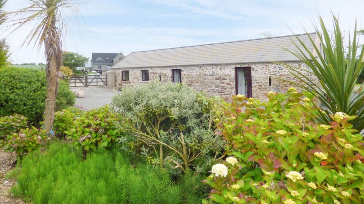 Tacumshane House | WAGTAIL BARN, pet friendly in Tacumshane, County Wexford