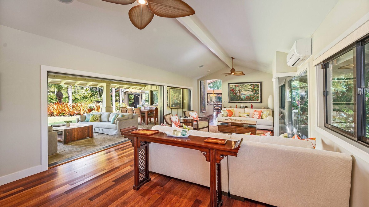 Kuliouou - Kalani Iki House | Waialae Golf Estates Tranquil Home w/Private Pool-Exclusive Golf Course View