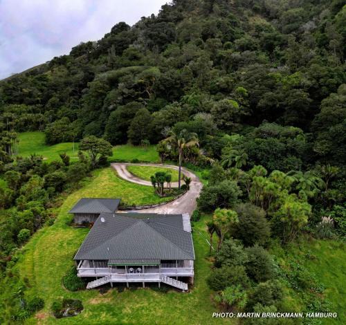 Opononi House | Waiotemarama Falls Lodge