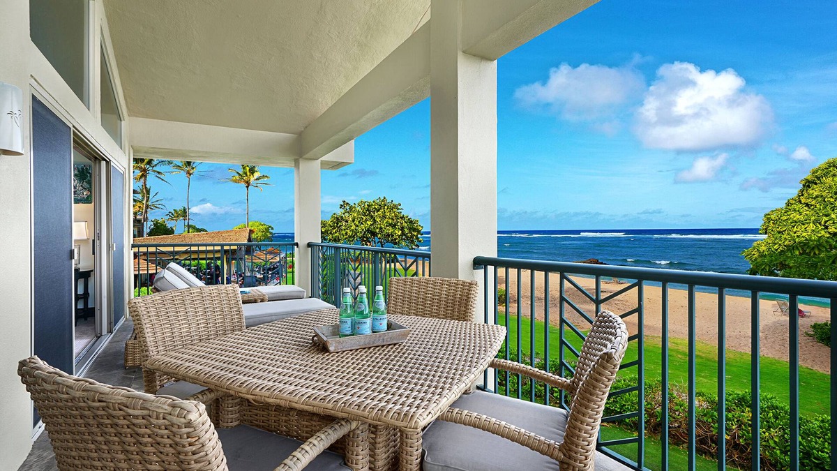 Kapaa Condo | Waipouli Beach Resort H201 - Presidential Suite Oceanfront Penthouse Luxury