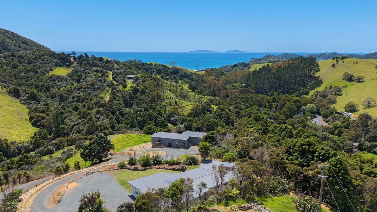 Matapouri House | Waitorupai Retreat 2 - Sandy Bay Holiday Home