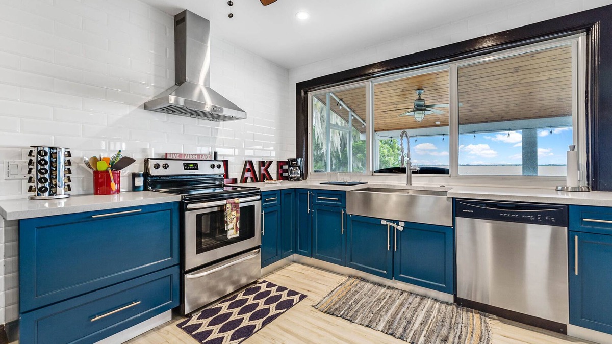 Placid Lakes House | Wake Up To The Sunrise On Lake Placid