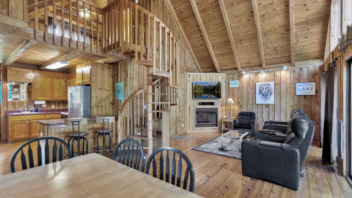 Six Mile House | Walhalla Hwy Chalet S