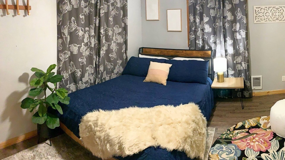 Evaro Apartment | Walk-In Creekside Apartment - Fireplace & Cozy Living Room