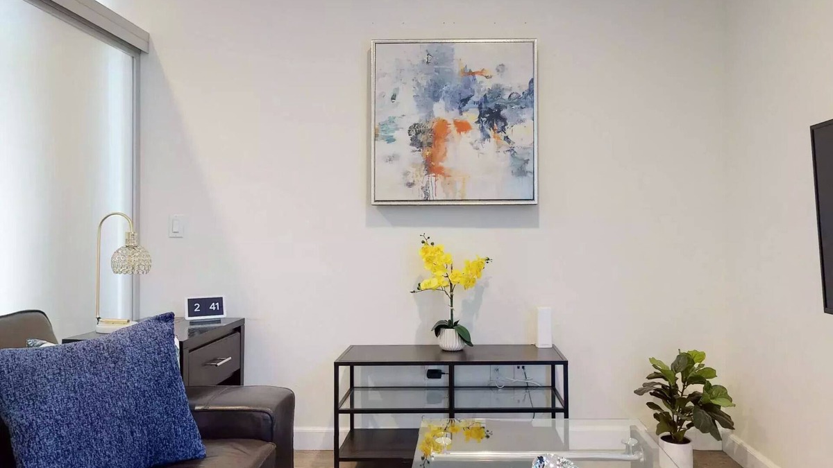 Pasadena Apartment | Walk - Relax - Cook - Work - Enjoy
