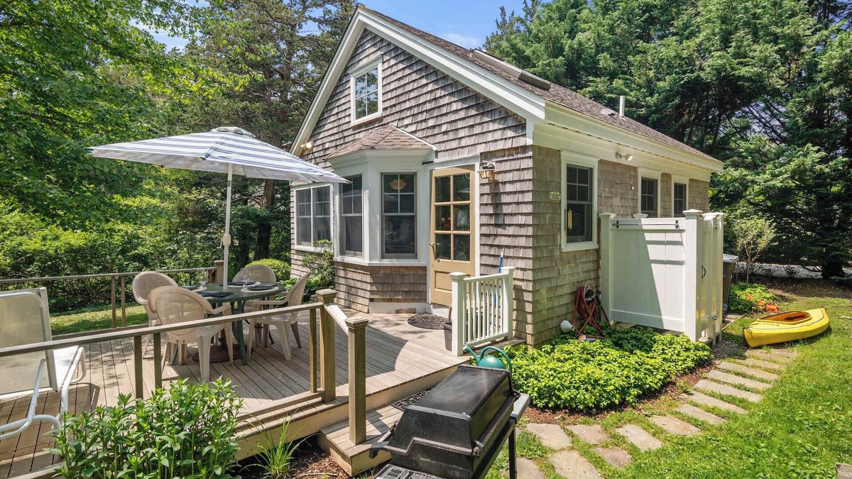 East Orleans House | Walk to Beach, Close to Town!