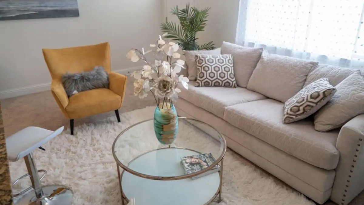 Biloxi Condo | Walk to Beach! King Size Condo!