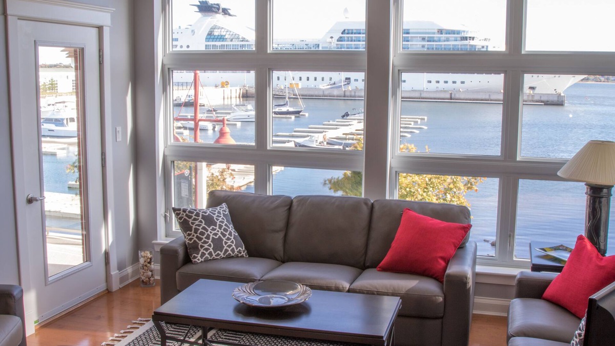 Queens Square Condo | Walk to Fine Restaurants & Confederation Centre of The Arts.