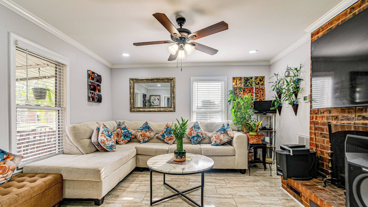 Burlington House | Walk to Historic Dtwn Burlington: Home w/Yard