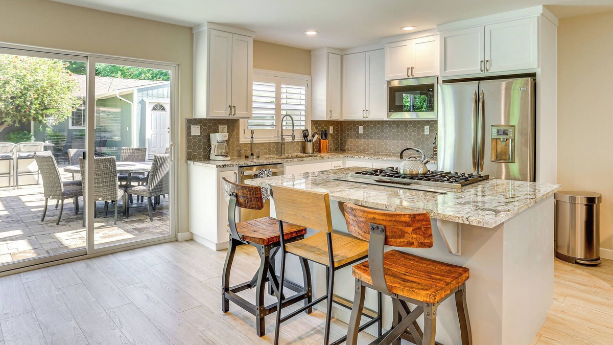 Benton Tract House | Walk to Park & Aquatic Center: Airy Redding Home!