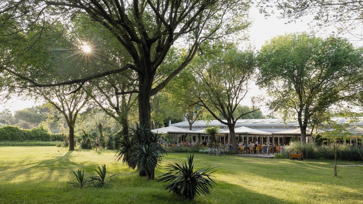 Cavallino-Treporti House | Walk to sea 2-Bedroom, 2 bathroom Mobile Home in CaSavio close to Venice, Jesolo