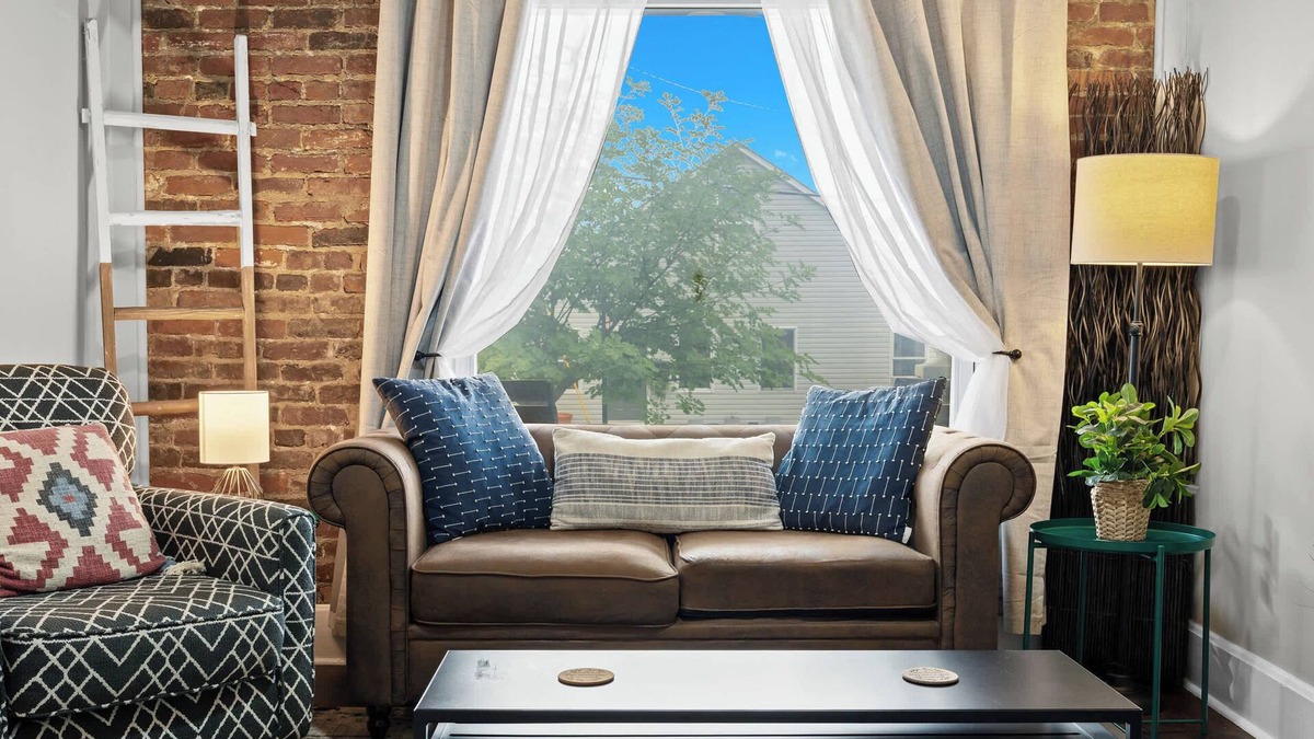 Jeffersonville House | Walkable Historic District 1 Mi to Downtown Lou!