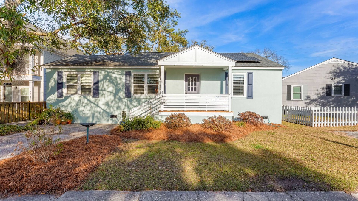 North Charleston House | Walkable to all things Park Circle!