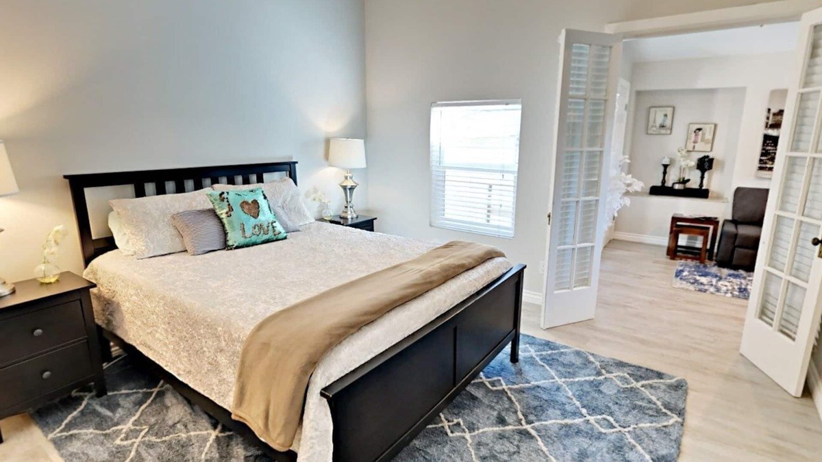 Golden Hill Apartment | Walkable to Downtown, NEW Jacuzzi, Fire pit, Outdoor Kitchen w Built in BBQ