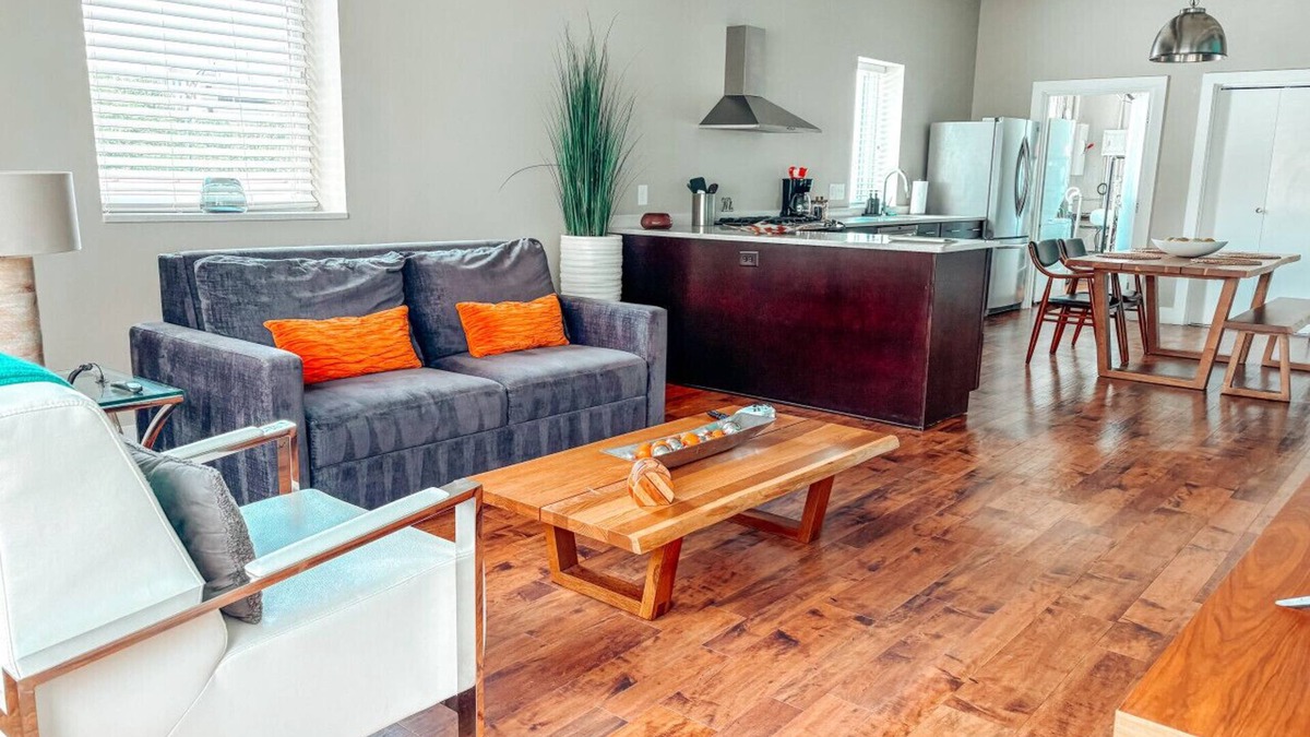 Downtown Greensboro Apartment | Walkable to Tanger and Coffee Shop!