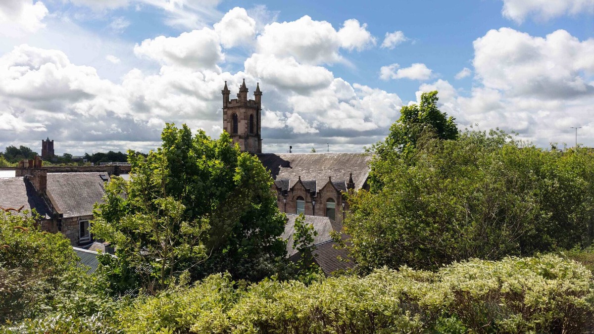 Kilmarnock Apartment | Walker Suite No60 - Donnini Apartments