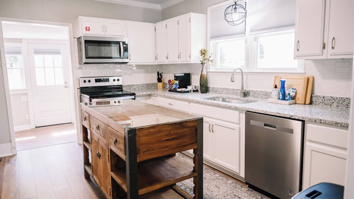 Danville House | Walking Distance to Casino