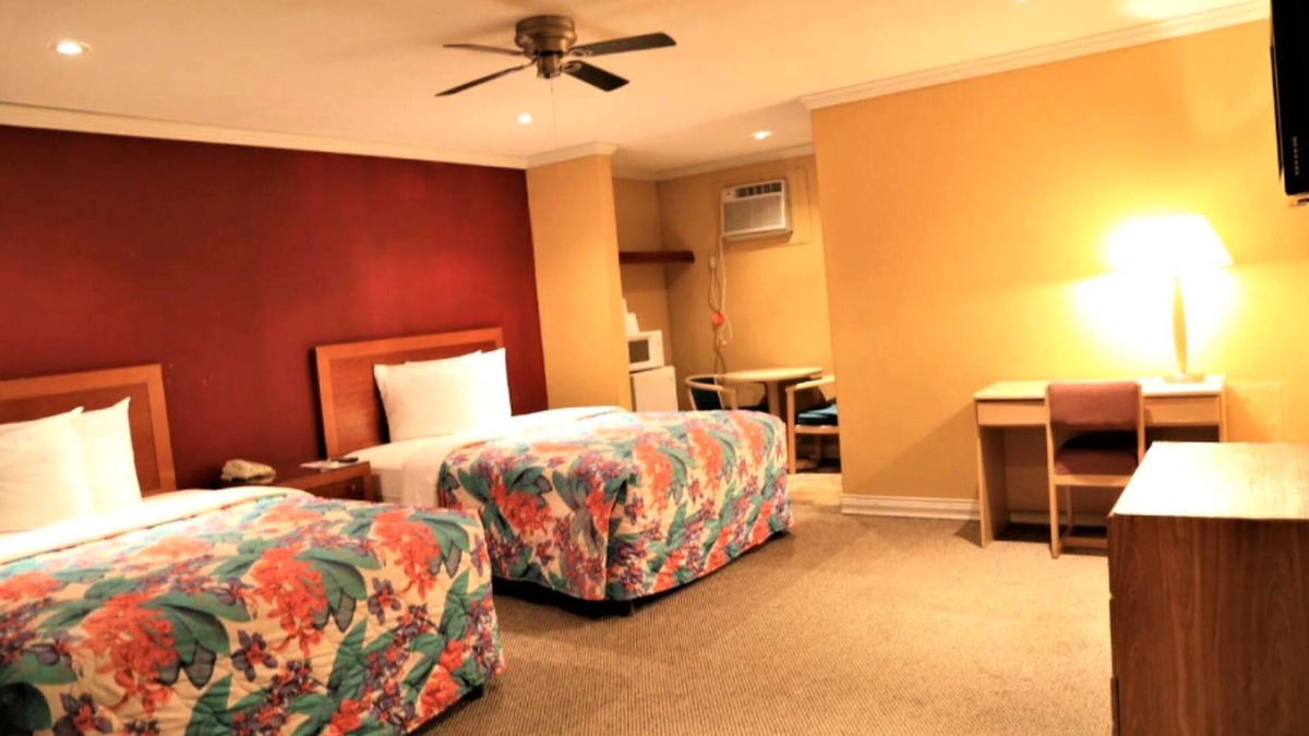 Beeville House | Walking Distance to Coastal Bend College! Free Parking & Pet Friendly