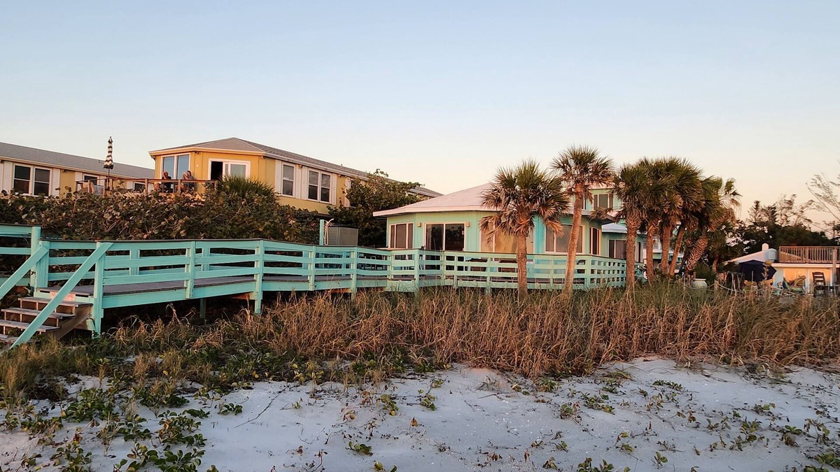 Englewood House | Walkout to the Beach! Beautiful Setting on the Gulf! Amazing Sunsets!