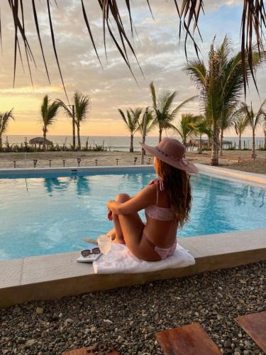 Punta Sal House | Wallac Bungalows Canoas de Punta Sal