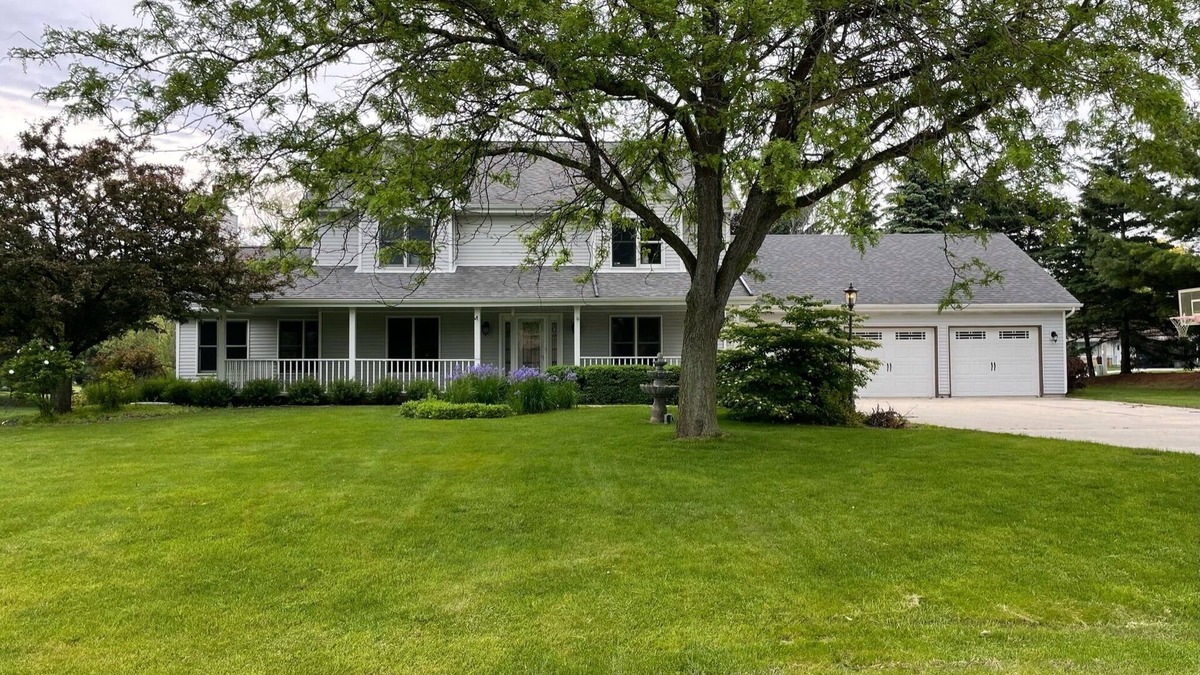 Sheboygan House | Wander Back Inn to Sheboygan