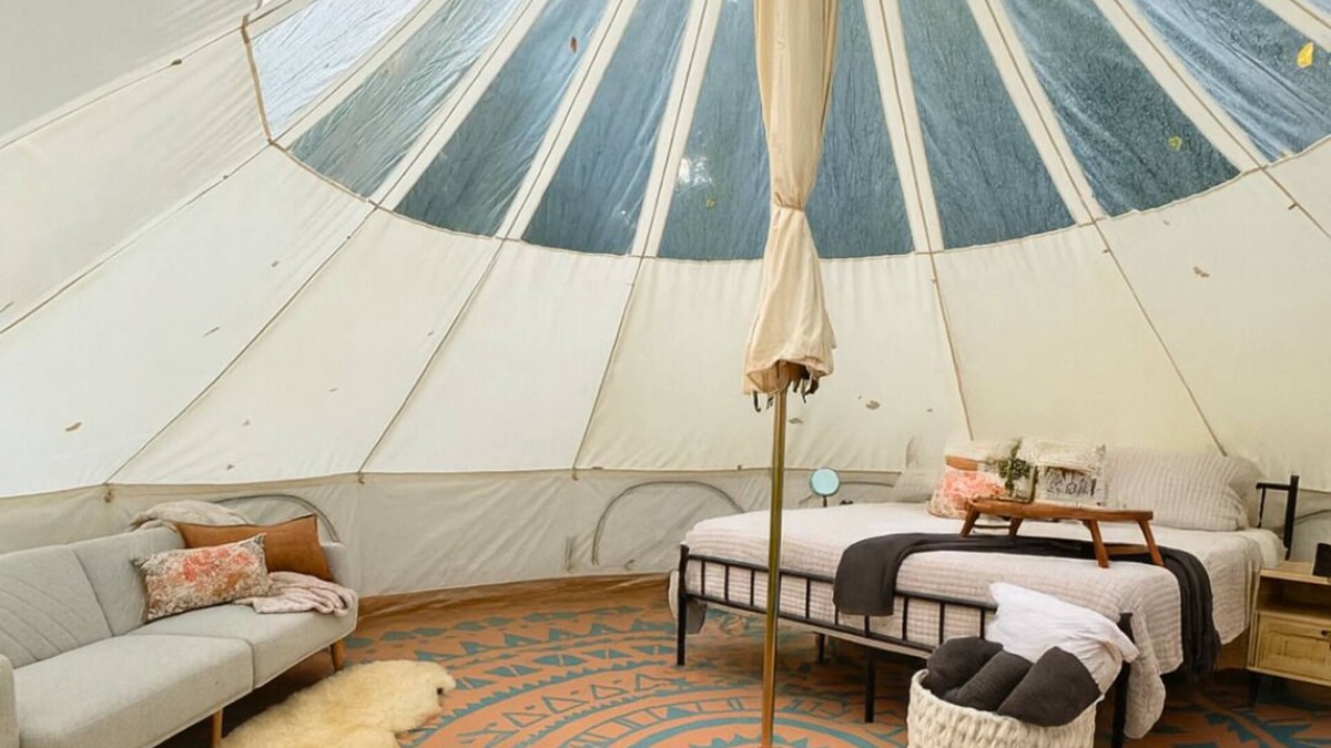 Boss Apartment | Wandering Willow – Private Stargazing Glamping Tent with Fire Pit & Open Skies
