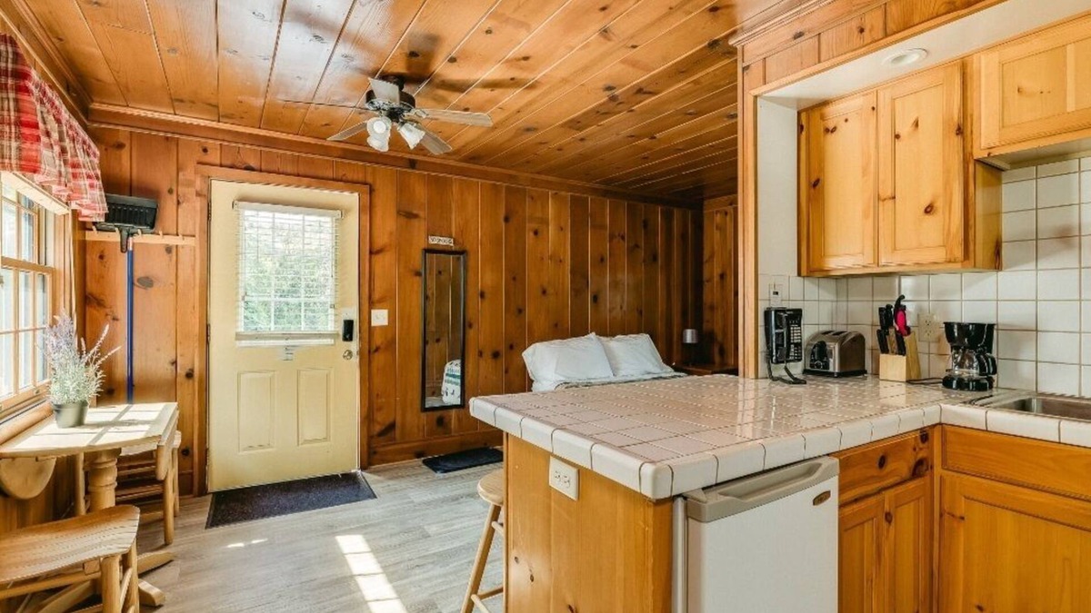 Taylors Falls Cabin | Wannigan Point Cabin #5