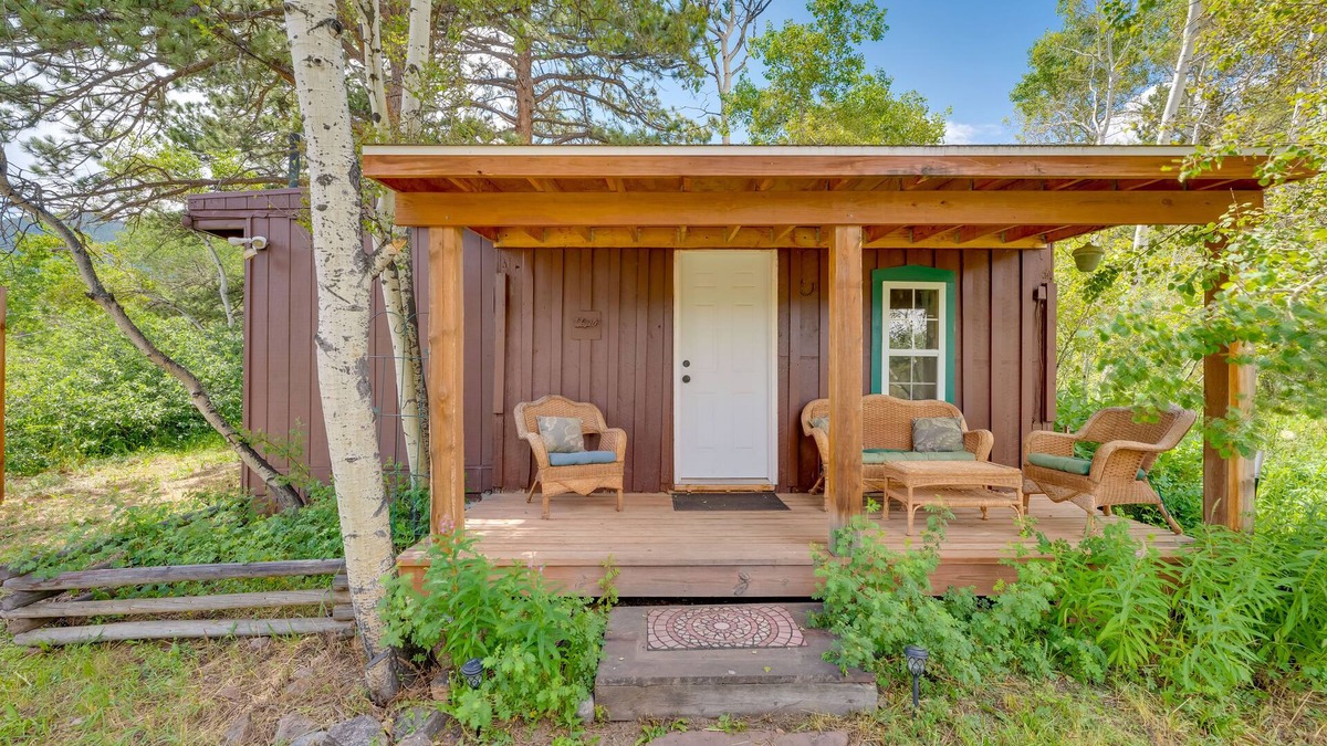 Allenspark Apartment | 'Wapiti' Allenspark Cabin Near Rocky Mountains!