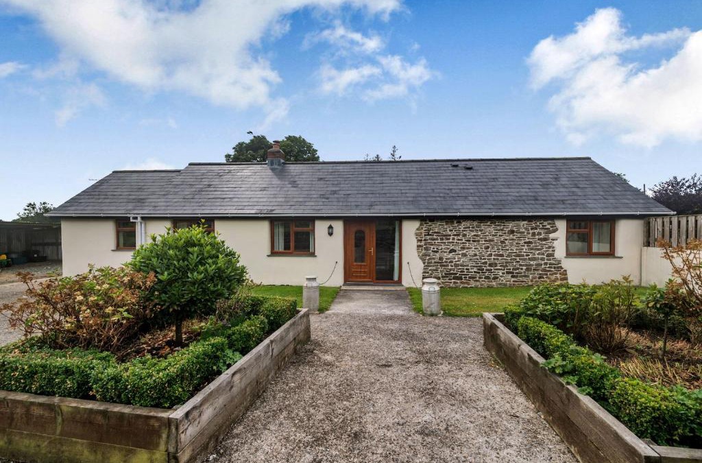 Holsworthy House | Warbrook