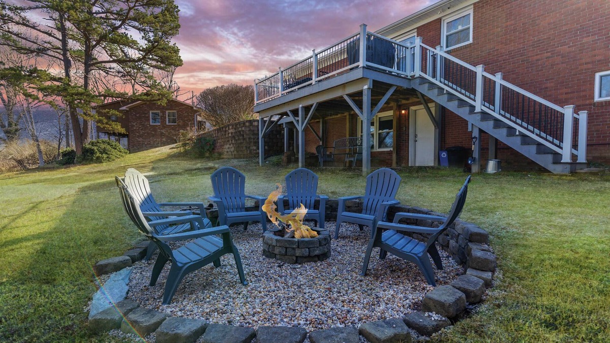 Asheville House | Warm Family Home Minutes From DT Asheville, River & Activities