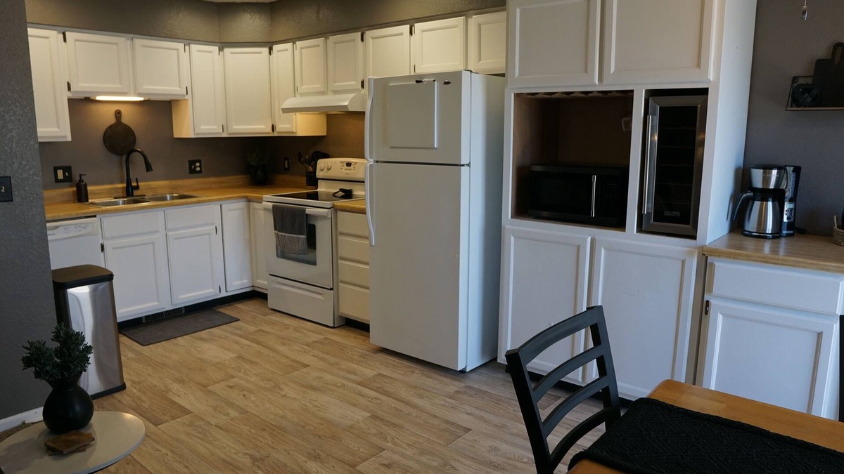 Gillette House | Warm & Welcoming Townhome in Gillette