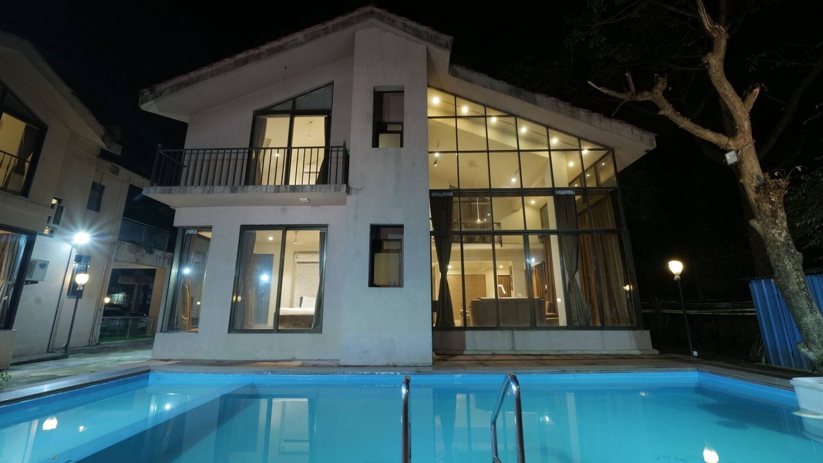 St.Stanislaus Villa Villa | Warm Wood Villa By 97RoyalVista