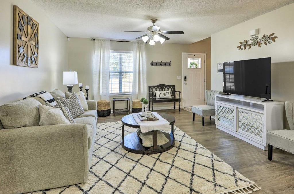 Centerville House | Warner Robins House about 8 Mi to Water Park!