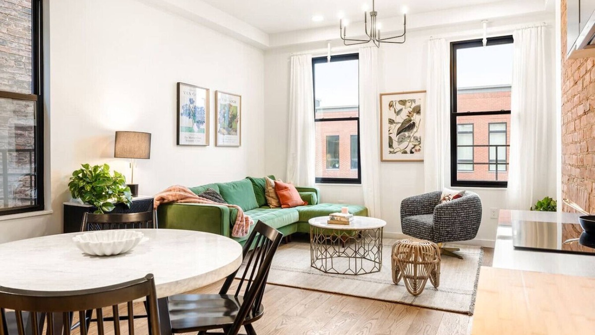 Over-the-Rhine Apartment | Washington Park | Rooftop Patio | Free Streetcar