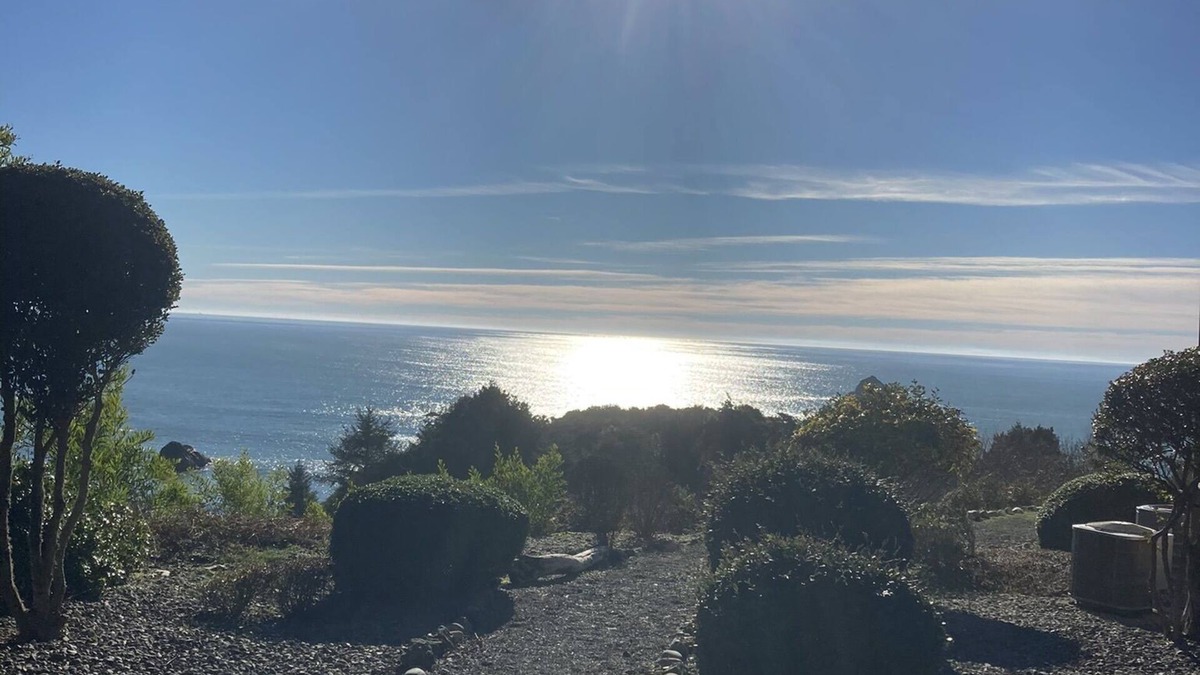 Brookings Condo | Watch the Waves on Bird Island 2