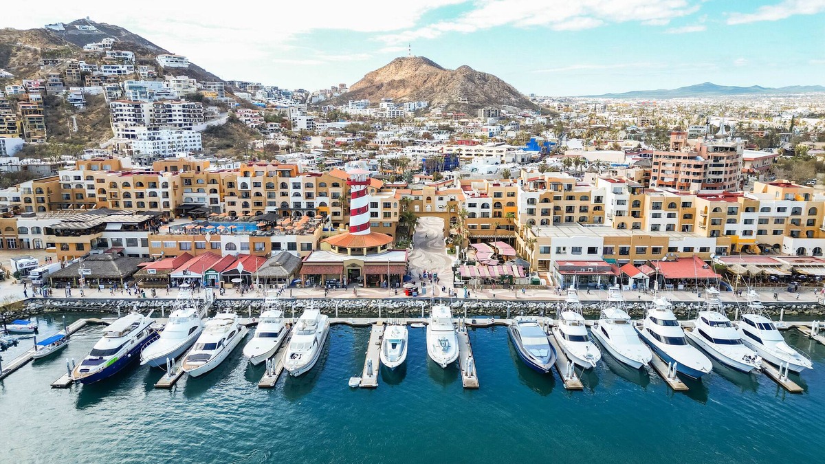Centro Apartment | Water condo w/private terrace & best LOCATION in Los Cabos Marina Downtown.