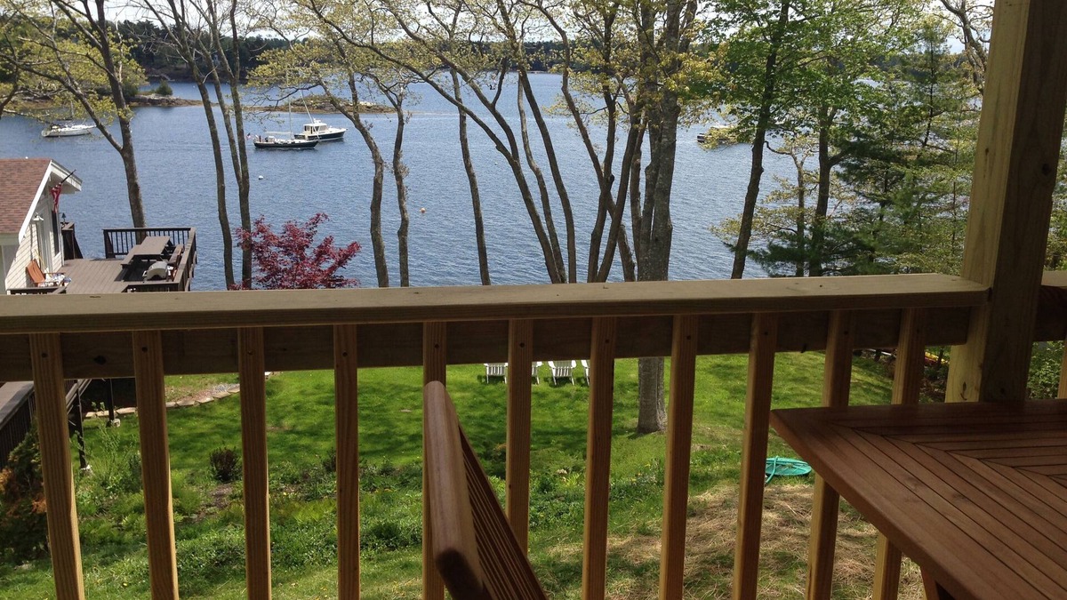 Sebascodegan Island House | Water Front 4 Bedrooms w/shared dock