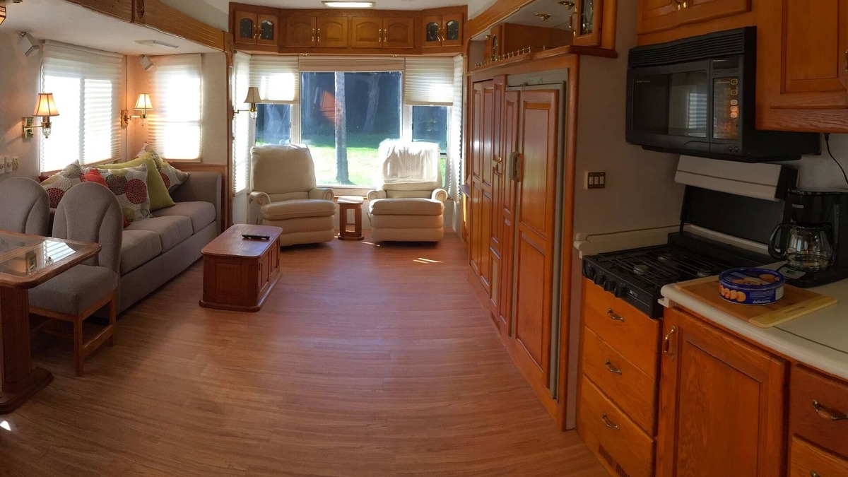 Palmetto House | Water View, 100 Fishing Dock! Teton 40 Ft. Trailer W/3 Slide Outs.