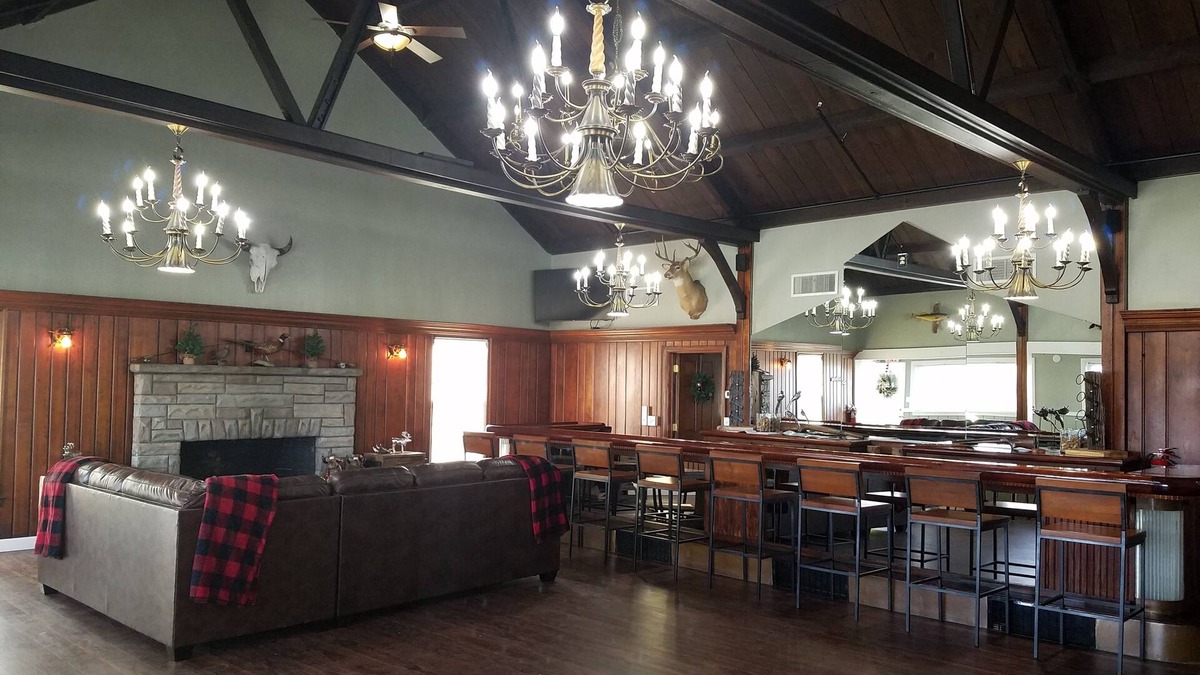 Bay View House | Water View Property Ideal For Hunting/Fishing Groups Or Large Families