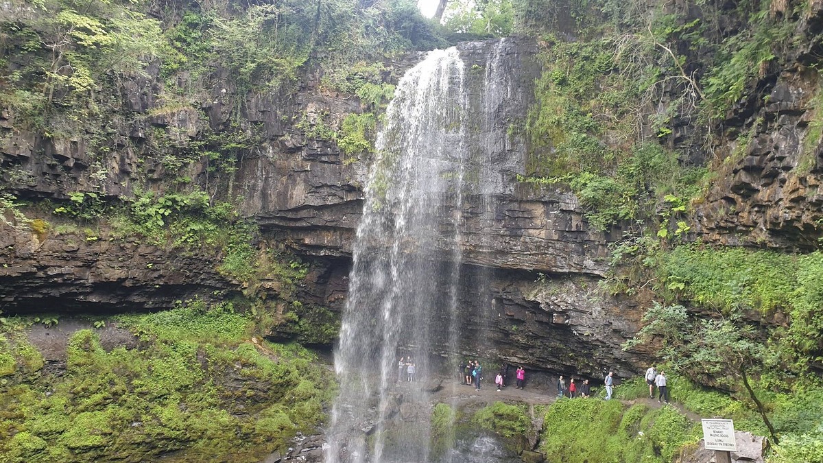 Coelbren Apartment | Waterfall Country Escape, Brecon Beacons Sleeps 19