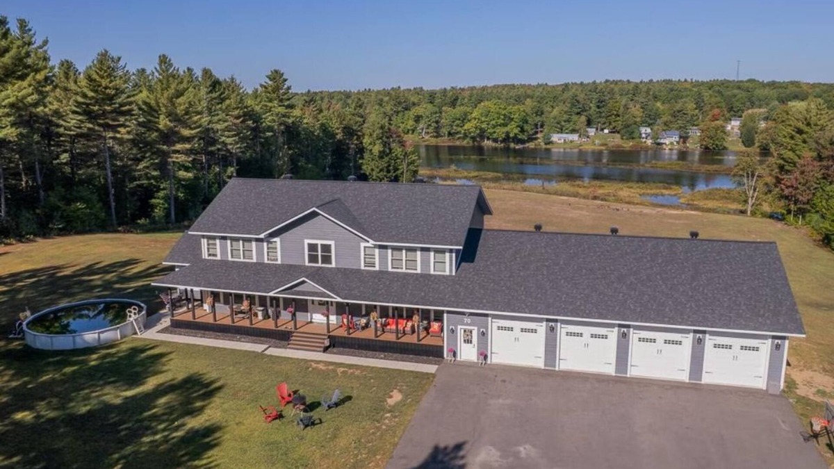 Colton House | Waterfront 4 bedroom 2.5 bathroom with swimming pool- sleeps 7.