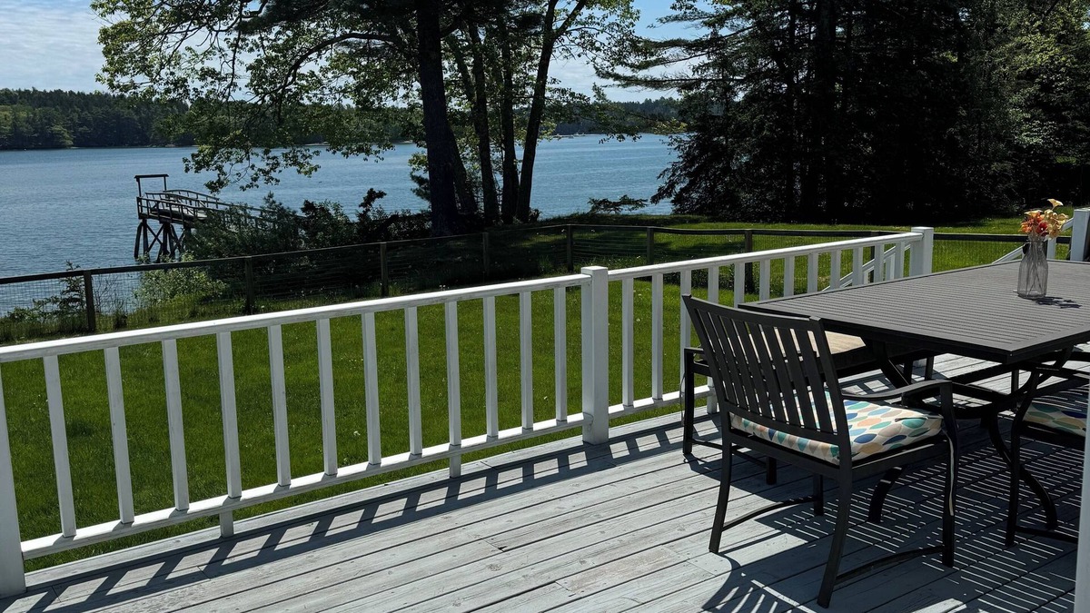 Bremen House | Waterfront 4-bedroom house in beautiful Bremenn