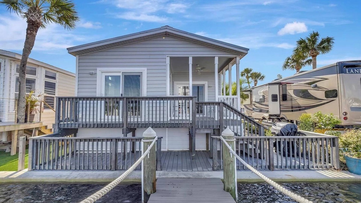 Fort Pierce Shores House | Waterfront - A Boater’s Dream and Beach Access in North Hutchinson Island, FL