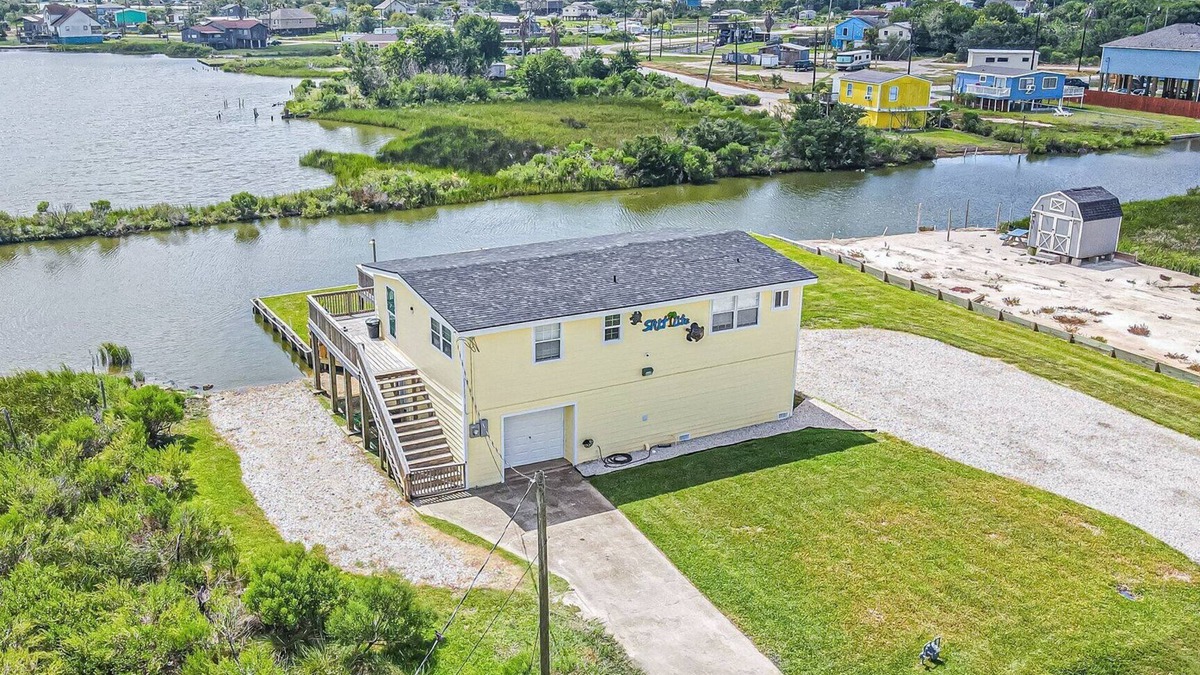 Galveston County House | Waterfront! Amazing views! Minutes from Galveston and Kemah!