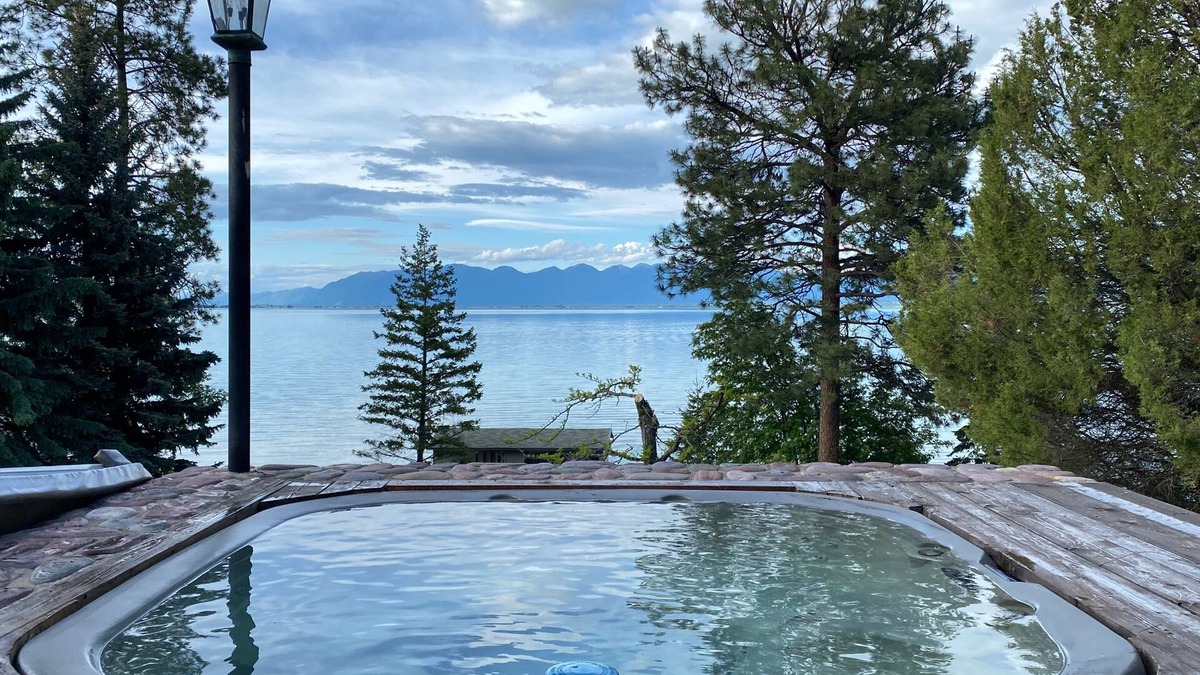 Lakeside House | Waterfront, Beautiful Flathead Lake, Panoramic Views!