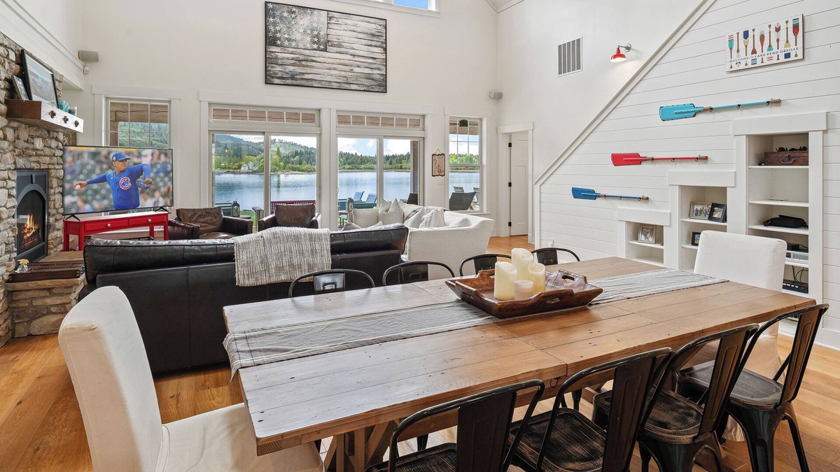 Laclede House | Waterfront, Boat Lift, Hot Tub, Luxury Farmhouse