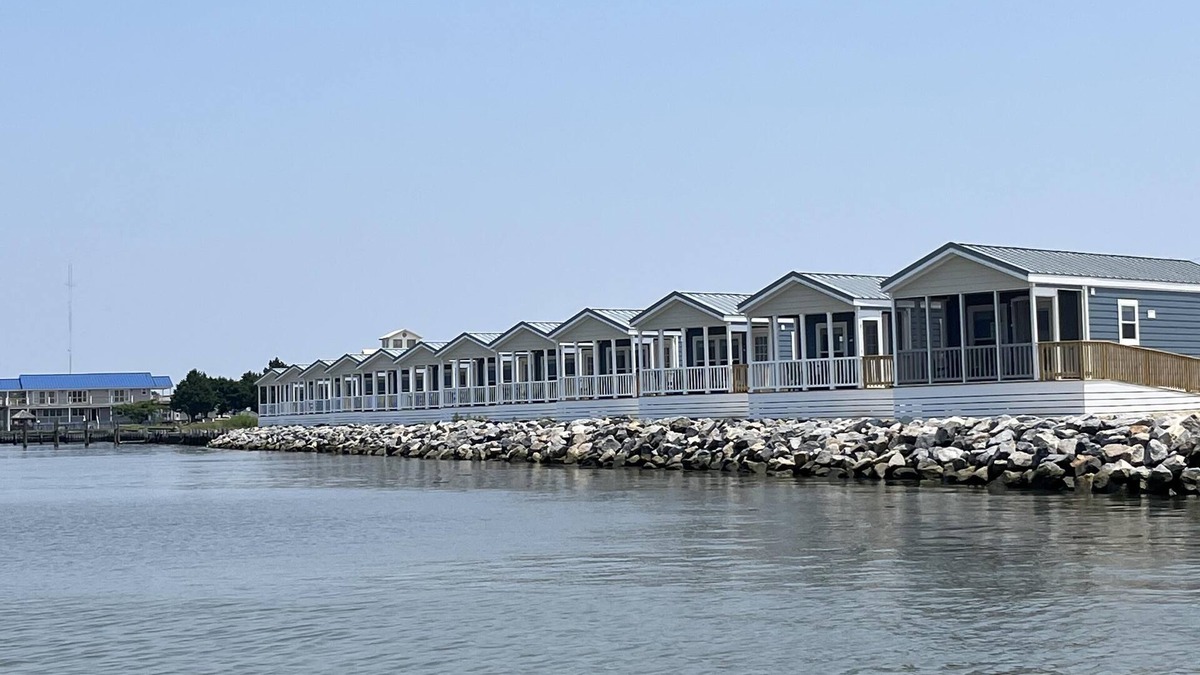 Chincoteague House | Waterfront Bungalow 2 on Chincoteague Bay (VA)! - Waterfront Bungalow with Two Bedrooms